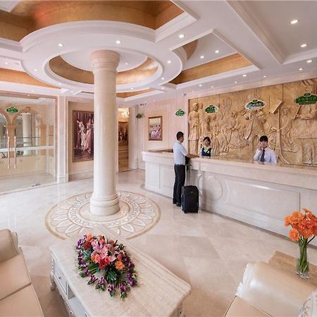 Vienna Hotel Tianbao Road Шэньчжэнь Экстерьер фото