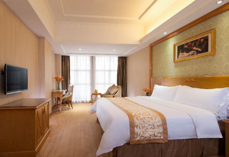 Vienna Hotel Tianbao Road Шэньчжэнь Экстерьер фото